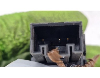 MANDO ELEVALUNAS TRASERO IZQUIERDO Volkswagen Golf VI  2 0 Advance [2 0 Ltr  - 81 kW TDI]