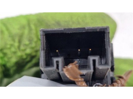 MANDO ELEVALUNAS TRASERO IZQUIERDO Volkswagen Golf VI  2 0 Advance [2 0 Ltr  - 81 kW TDI]