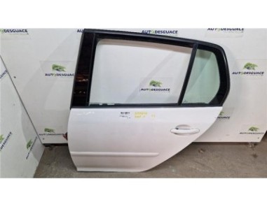 Puerta Trasera Izquierda Volkswagen Golf V  1 9 TDI