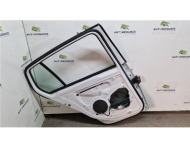 Puerta Trasera Izquierda Volkswagen Golf V  1 9 TDI