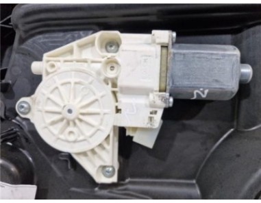 Elevalunas Electrico Delantero Izquierdo Mercedes-Benz Clase ML  3 0 ML 350 CDI BlueTec Edition 1  [3 0 Ltr  - 190 kW CDI CAT]