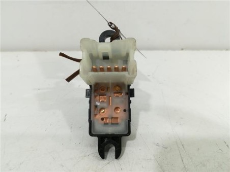 MANDO ELEVALUNAS TRASERO DERECHO Nissan X-Trail  1 6 360° [1 6 Ltr  - 96 kW dCi Turbodiesel CAT]