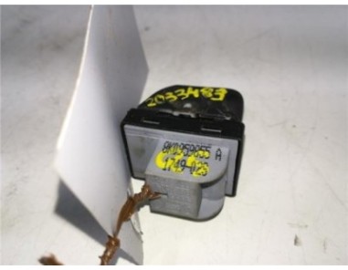 MANDO ELEVALUNAS TRASERO DERECHO Audi Q5  2 0 TDI  quattro [2 0 Ltr  - 125 kW 16V TDI]