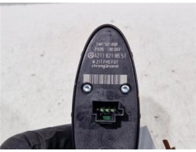 MANDO ELEVALUNAS TRASERO IZQUIERDO Mercedes-Benz CLS  3 0 CLS 320 / 350 CDI  [3 0 Ltr  - 165 kW CDI CAT]