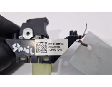 MANDO ELEVALUNAS DELANTERO DERECHO Kia Stonic  1 0 Black Edition [1 0 Ltr  - 88 kW TGDI ]