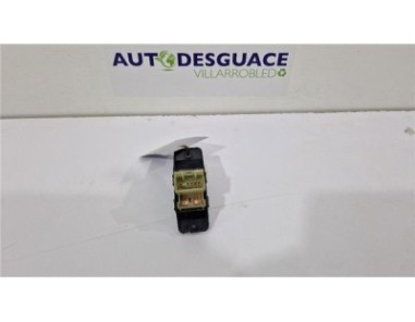 MANDO ELEVALUNAS TRASERO IZQUIERDO Kia Stonic  1 0 Black Edition [1 0 Ltr  - 88 kW TGDI ]