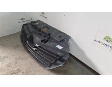 Rejilla Capo Renault Trafic III Furgón  1 6 L1H1 2 7t Komfort [1 6 Ltr  - 85 kW dCi Diesel]