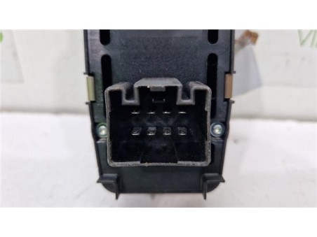 MANDO ELEVALUNAS DELANTERO DERECHO Dodge Journey  2 0 SE [2 0 Ltr  - 103 kW 16V CRD CAT]