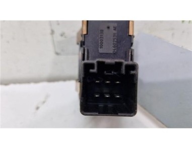 MANDO ELEVALUNAS TRASERO DERECHO Dodge Journey  2 0 SE [2 0 Ltr  - 103 kW 16V CRD CAT]