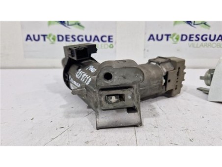 Clausor Ford Transit Courier  1 6 Ambiente [1 6 Ltr  - 71 kW TDCi CAT]