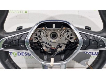 Volante Renault Arkana  1 3 Intens [1 3 Ltr  - 103 kW TCE]