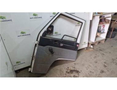 Puerta Delantera Derecha Mercedes-Benz 100 Furgón  D 