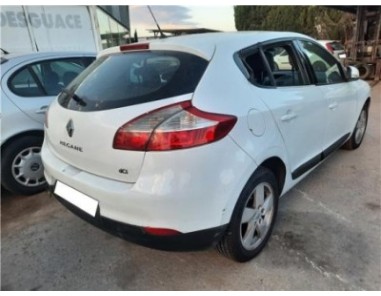 Renault Megane III Berlina 5P  1 9 Dynamique [1 9 Ltr  - 96 kW dCi Diesel]