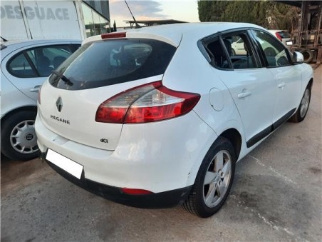 Renault Megane III Berlina 5P  1 9 Dynamique [1 9 Ltr  - 96 kW dCi Diesel]