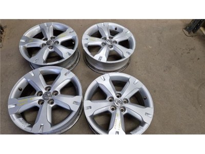 JUEGO LLANTAS Toyota Corolla  1 4 D