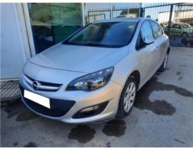 Opel Astra J Berlina 5p  1 6 Excellence [1 6 Ltr  - 81 kW CDTI DPF]