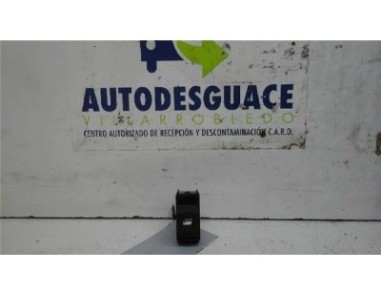 Botonera Puerta Delantera Derecha Peugeot 208 1 4 HDi FAP 