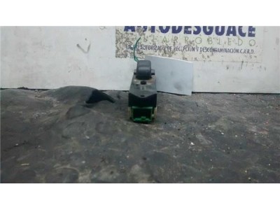 Botonera Puerta Delantera Derecha Mitsubishi L 200 2 5 TD 