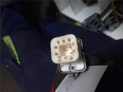 Botonera Puerta Delantera Derecha Mitsubishi SPACE WAGON 2 4 GDI 