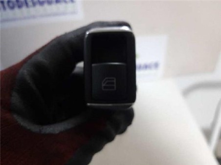 Botonera Puerta Delantera Derecha MERCEDES CLASE C  BERLINA 2 2 CDI 