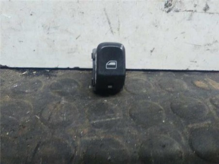 Botonera Puerta Delantera Derecha Audi A4 BER  2 0 16V TDI 