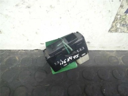 Botonera Puerta Delantera Derecha Chrysler JEEP PATRIOT 2 0 CRD 