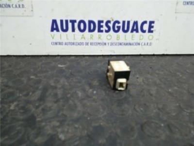 Botonera Puerta Delantera Derecha Chrysler JEEP CHEROKEE 2 5 CRD 