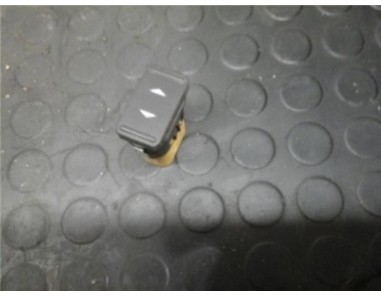 Botonera Puerta Delantera Derecha Ford C-MAX 1 8 TDCi Turbodiesel 