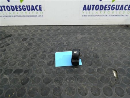 Botonera Puerta Delantera Derecha Citroen BERLINGO CUADRO 1 6 16V HDi 