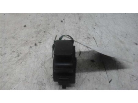 Botonera Puerta Delantera Derecha Toyota COROLLA VERSO 2 2 Turbodiesel 
