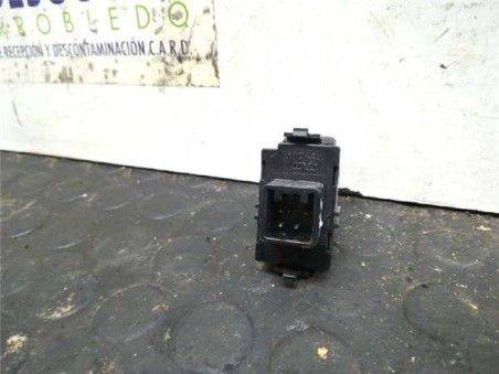 Botonera Puerta Delantera Derecha Toyota COROLLA VERSO 2 0 Turbodiesel 