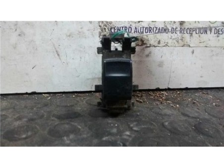 Botonera Puerta Delantera Derecha Toyota YARIS 1 4 Turbodiesel 