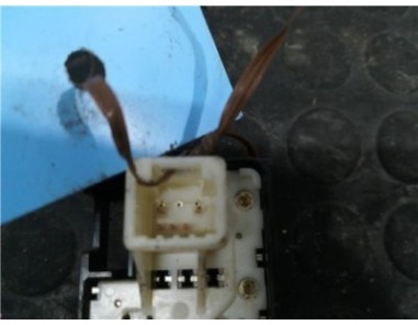 Botonera Puerta Delantera Derecha Toyota AURIS 2 0 D-4D 