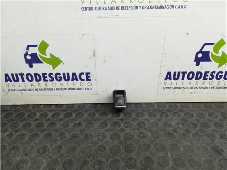 Botonera Puerta Delantera Derecha MERCEDES CLASE CLA 1 6 