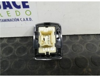 Botonera Puerta Delantera Derecha Dacia LOGAN MCV II 1 0 12V 