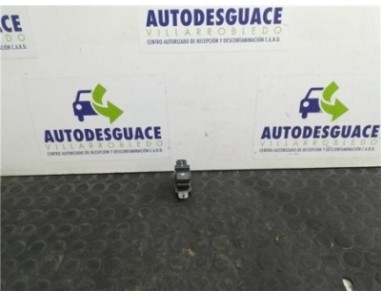 Botonera Puerta Delantera Derecha Hyundai I20 1 2 16V 