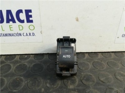 Botonera Puerta Delantera Derecha Toyota PRIUS 1 8 16V 