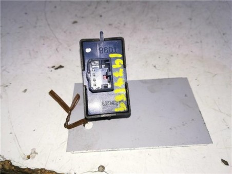 Botonera Puerta Delantera Derecha Fiat DOBLO CARGO 1 3 16V JTD 