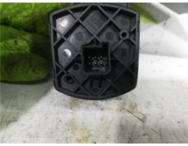 Botonera Puerta Delantera Derecha Opel CORSA E 1 4 16V CAT bivalent  Gasolina / GPL 