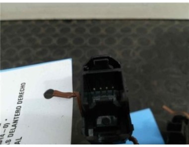 Botonera Puerta Delantera Derecha Ford FOCUS LIM  *