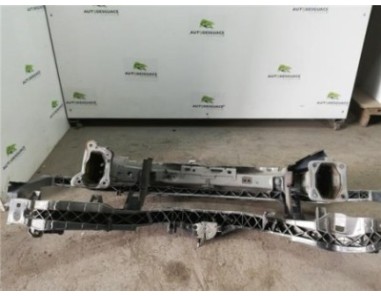 Frente Delantero Ford FOCUS II Sedán  1 8 TDCi