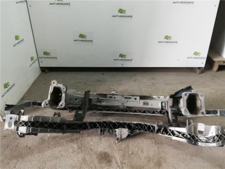 Frente Delantero Ford FOCUS II Sedán  1 8 TDCi