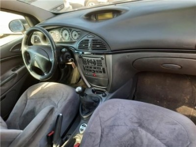 Citroen C5 Berlina  1 6 Attraction [1 6 Ltr  - 80 kW 16V HDi FAP] 2