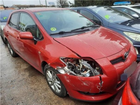 Toyota Auris  1 4 D-4D