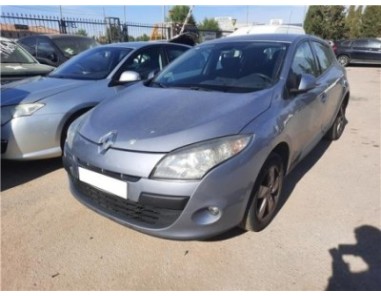 Renault Megane III Berlina 5P  1 5 Dynamique [1 5 Ltr  - 78 kW dCi Diesel]