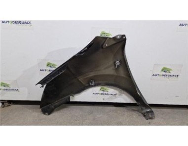 Aleta Delantera Derecha Toyota Corolla Verso  2 2 D-4D