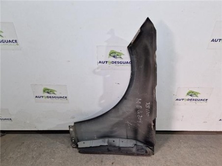 Aleta Delantera Derecha Mercedes-Benz Clase C  Berlina  1 8 C 200 Kompressor  [1 8 Ltr  - 135 kW]