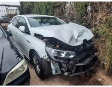 Renault Megane IV Berlina 5P  1 2 Tech Road [1 2 Ltr  - 97 kW TCE Energy]