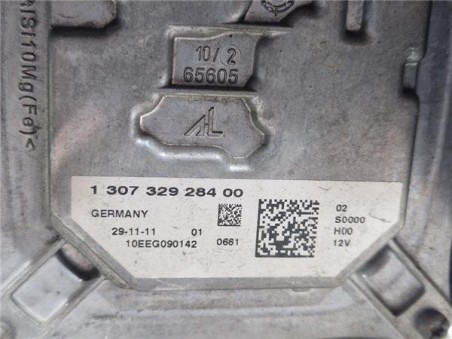 FARO XENON DERECHO Alfa Romeo Giulietta  2 0 Distinctive [2 0 Ltr  - 103 kW JTDM]