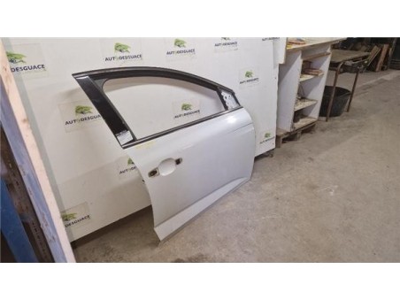 Puerta Delantera Derecha Renault Megane IV Berlina 5P  1 2 Tech Road [1 2 Ltr  - 97 kW TCE Energy]